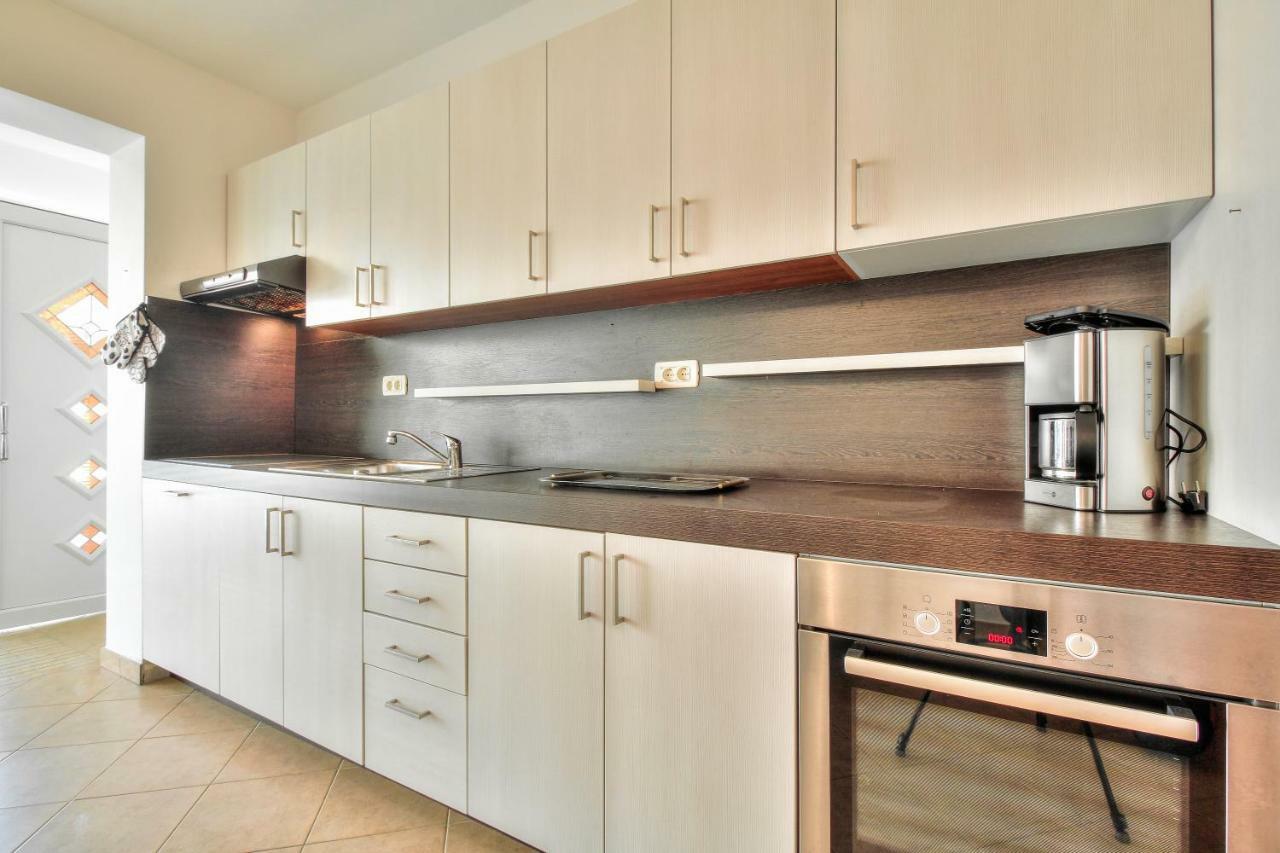 Apartment Katarina スルベニ・ブル エクステリア 写真